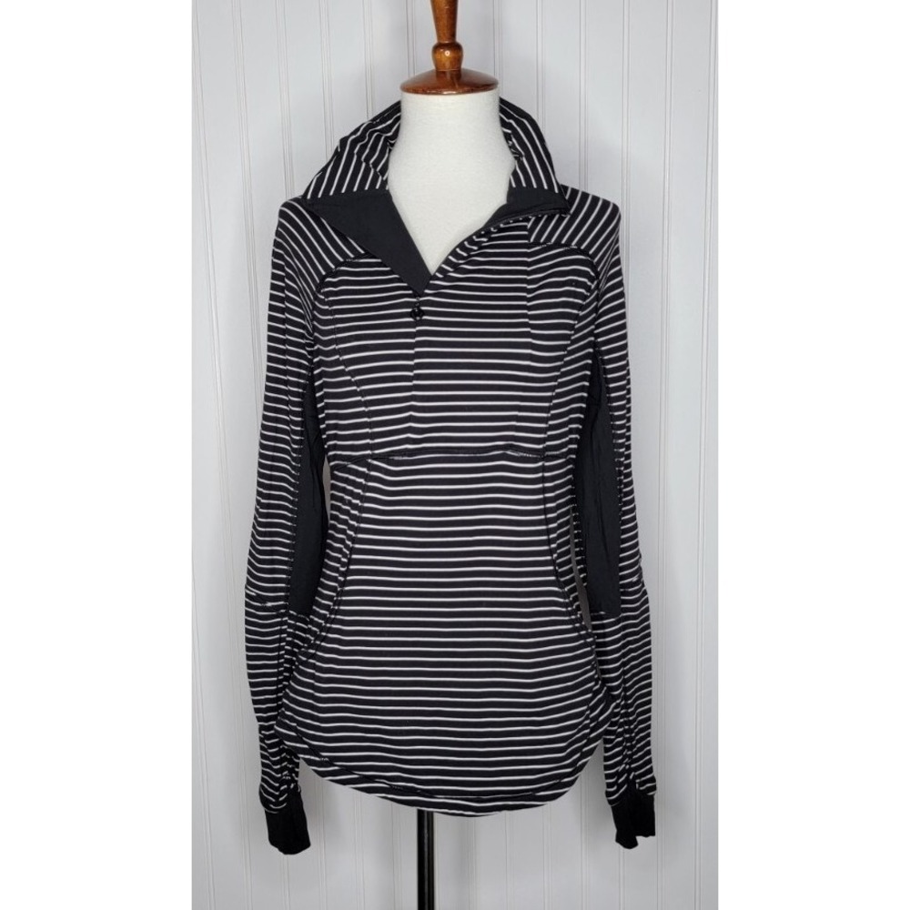Lululemon Base Runner Half Zip Long Sleeve Sweater Pullover Size 8 Black /White